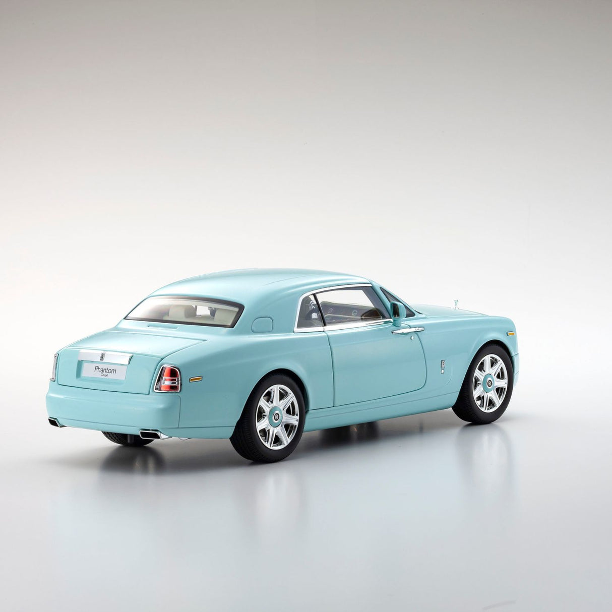 Rolls-Royce Phantom Coupe - Turquoise - 1:18 Scale Diecast Model Car