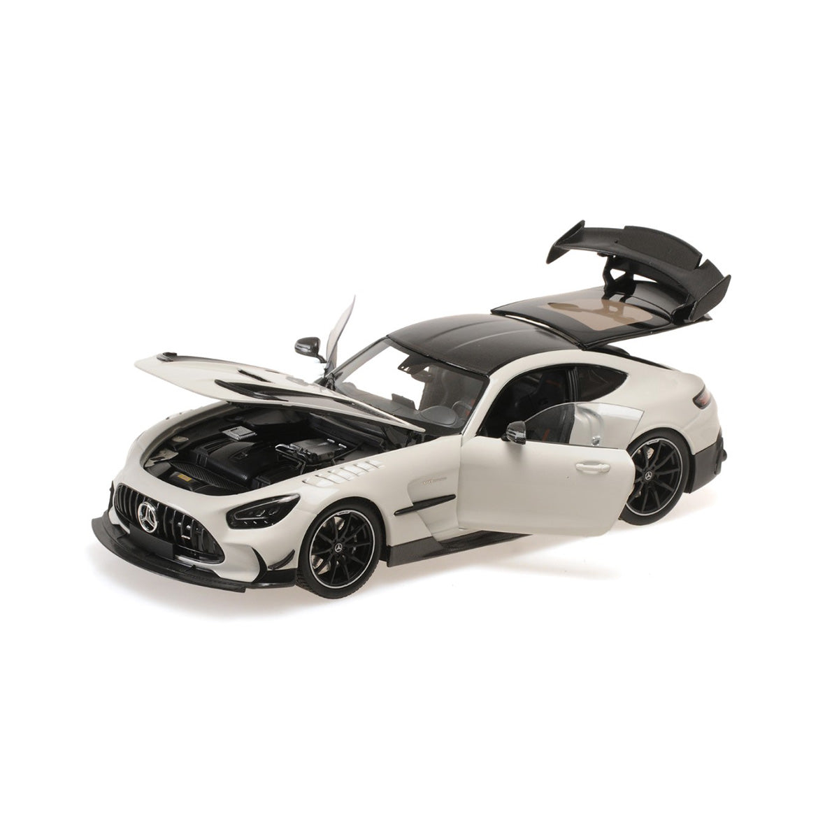 MERCEDES-AMG GT BLACK SERIES - 2021 - WHITE METALLIC - 1:18 Scale Diecast Model Car