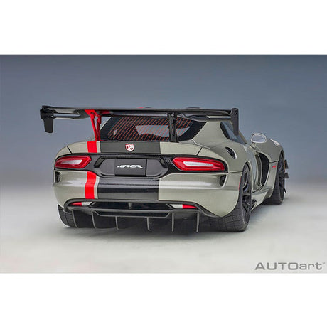 DODGE VIPER ACR 2017 (BILLET SILVER METALLIC W/ BLACK STRIPES) - 1:18 Scale Composite Model Car