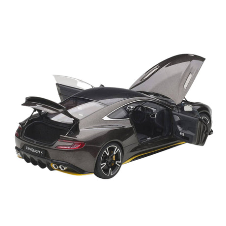 ASTON MARTIN VANQUISH S 2017 (KOPI BRONZE/SPEED YELLOW LIVERY) - 1:18 Scale Composite Model Car