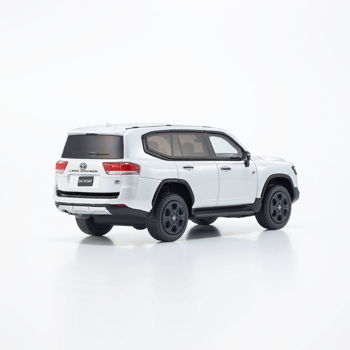 Toyota Land Cruiser GR SPORT  (White) - 1:43 Scale Resin Model Car