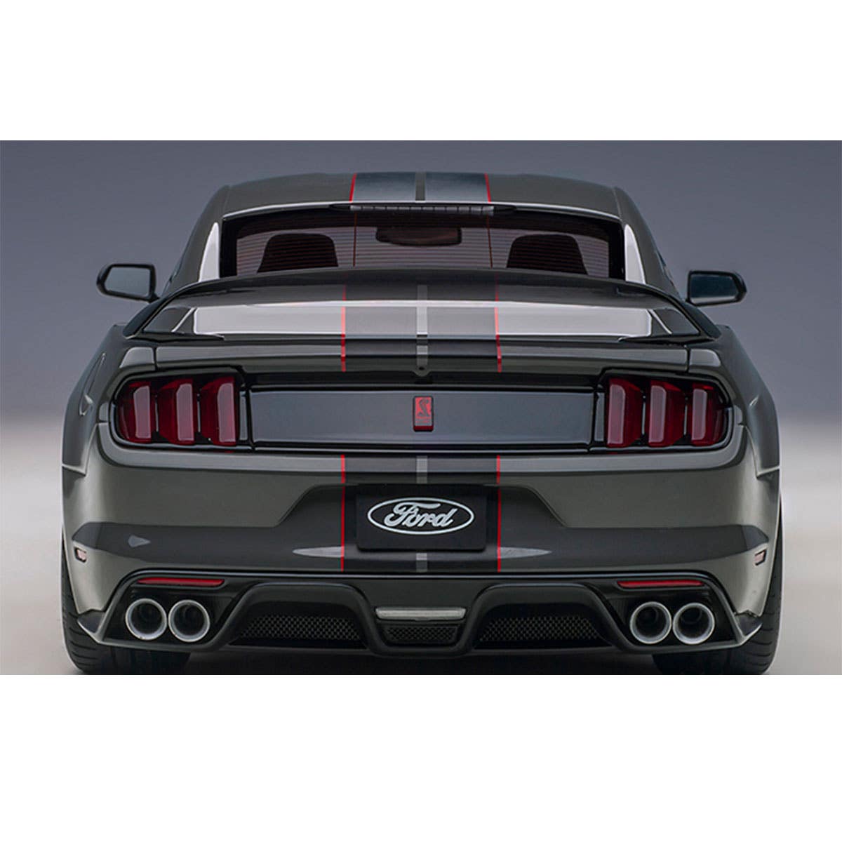 FORD SHELBY GT-350R  (LEAD FOOT GREY W/ BLACK STRIPES) - 1:18 Scale Composite Model Car