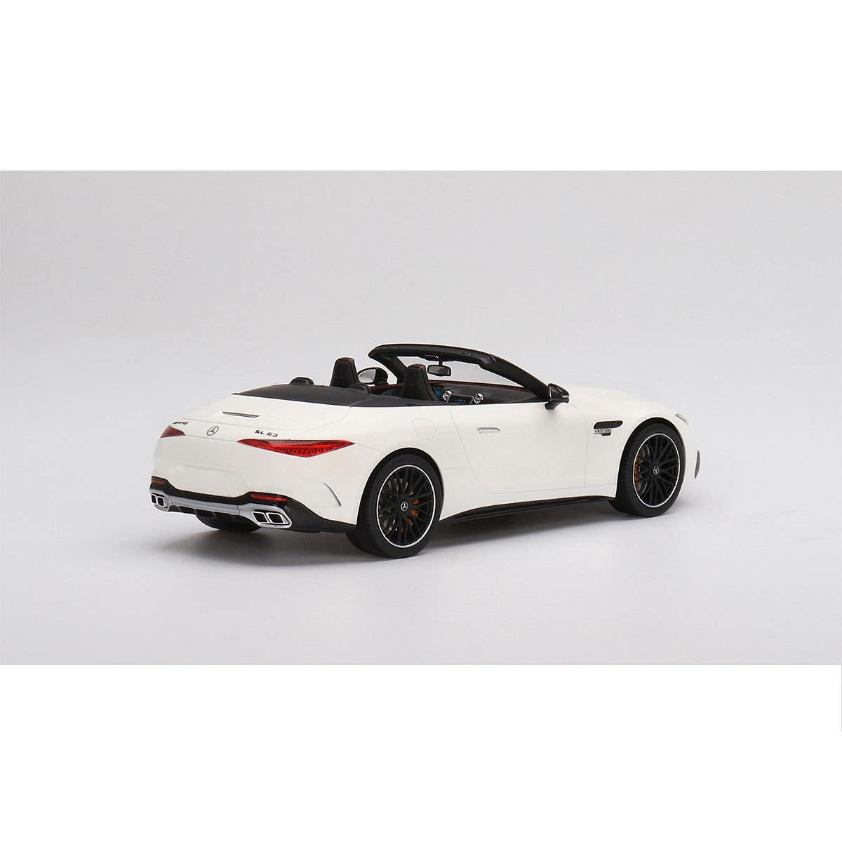 Mercedes-AMG SL 63 - 1:18 Scale Resin Model Car